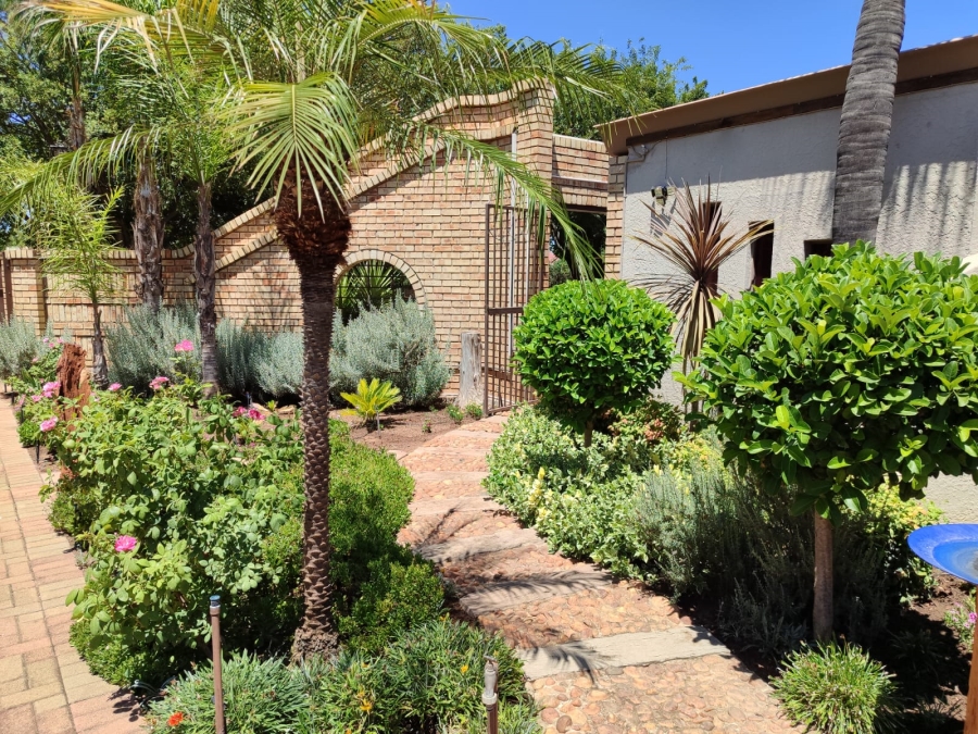 3 Bedroom Property for Sale in Flimieda North West